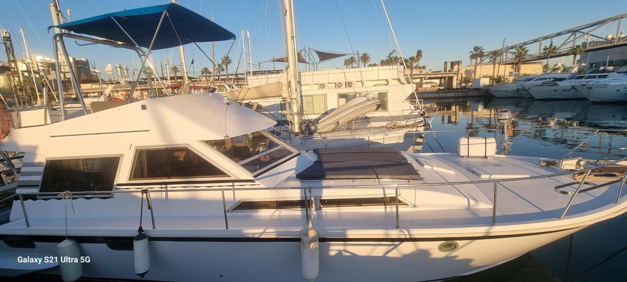 מלון Beautiful And Comfy Boat In Barcelona With Boat Tour Option מראה חיצוני תמונה
